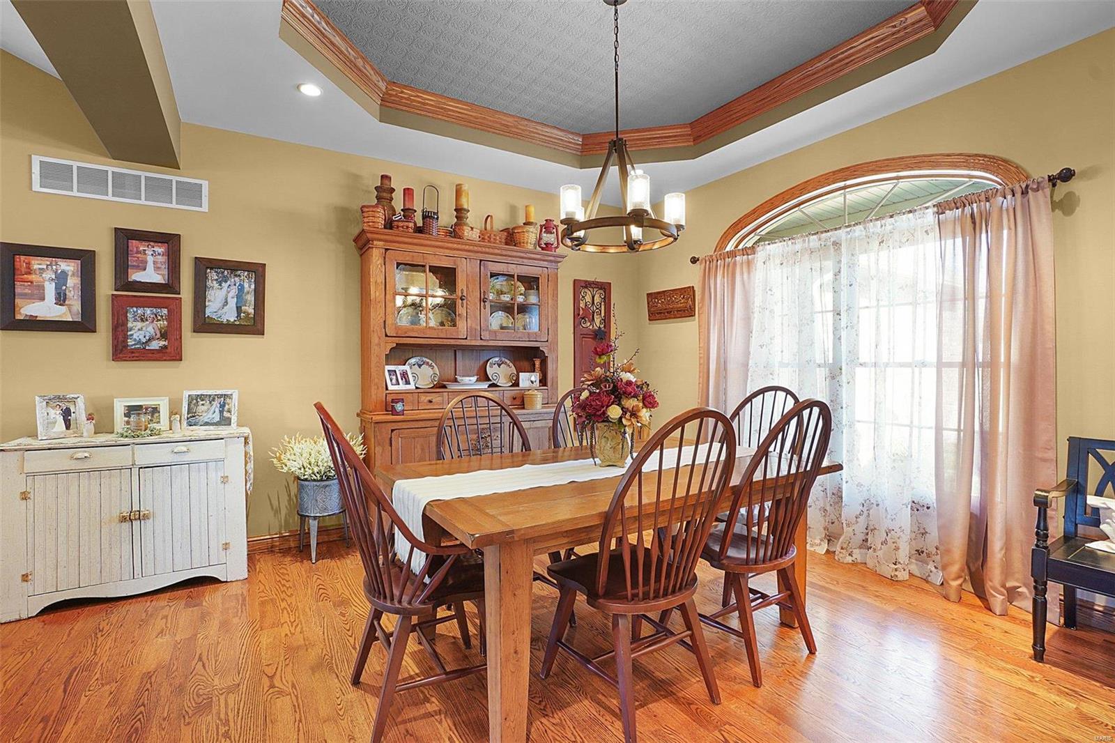 10116 Highway 100 Property Photo 7