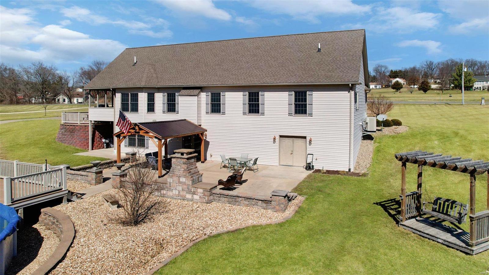 10116 Highway 100 Property Photo 39
