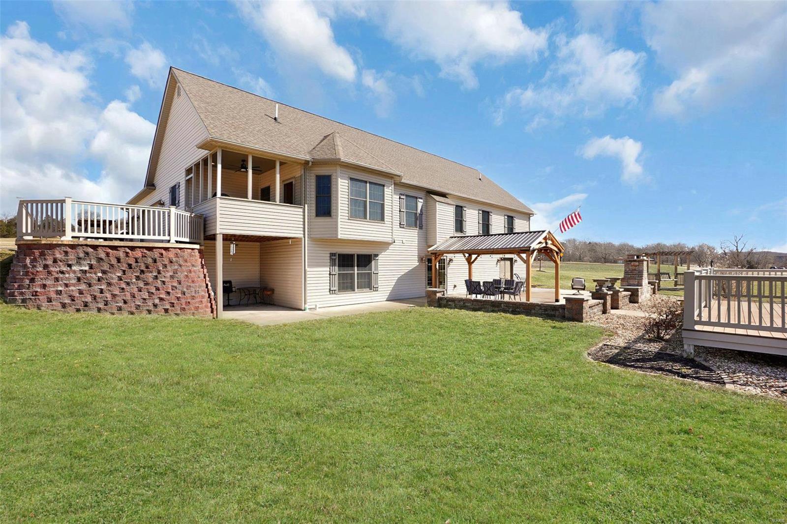 10116 Highway 100 Property Photo 40