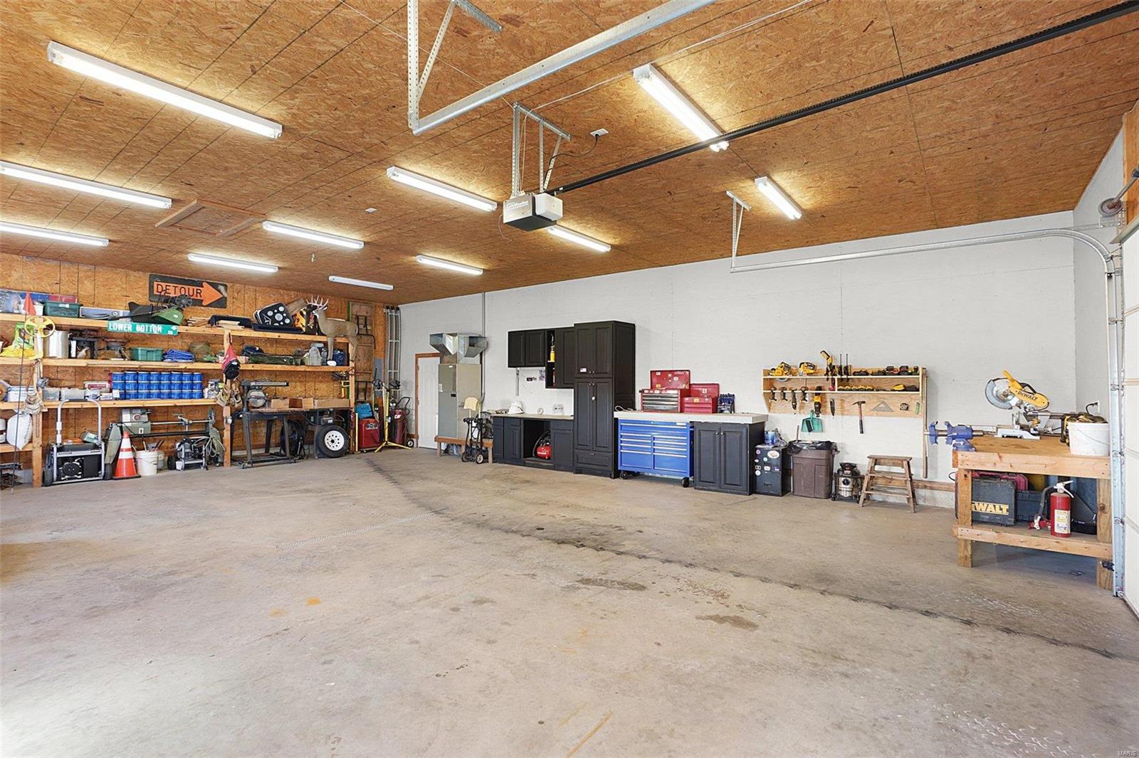 10116 Highway 100 Property Photo 43