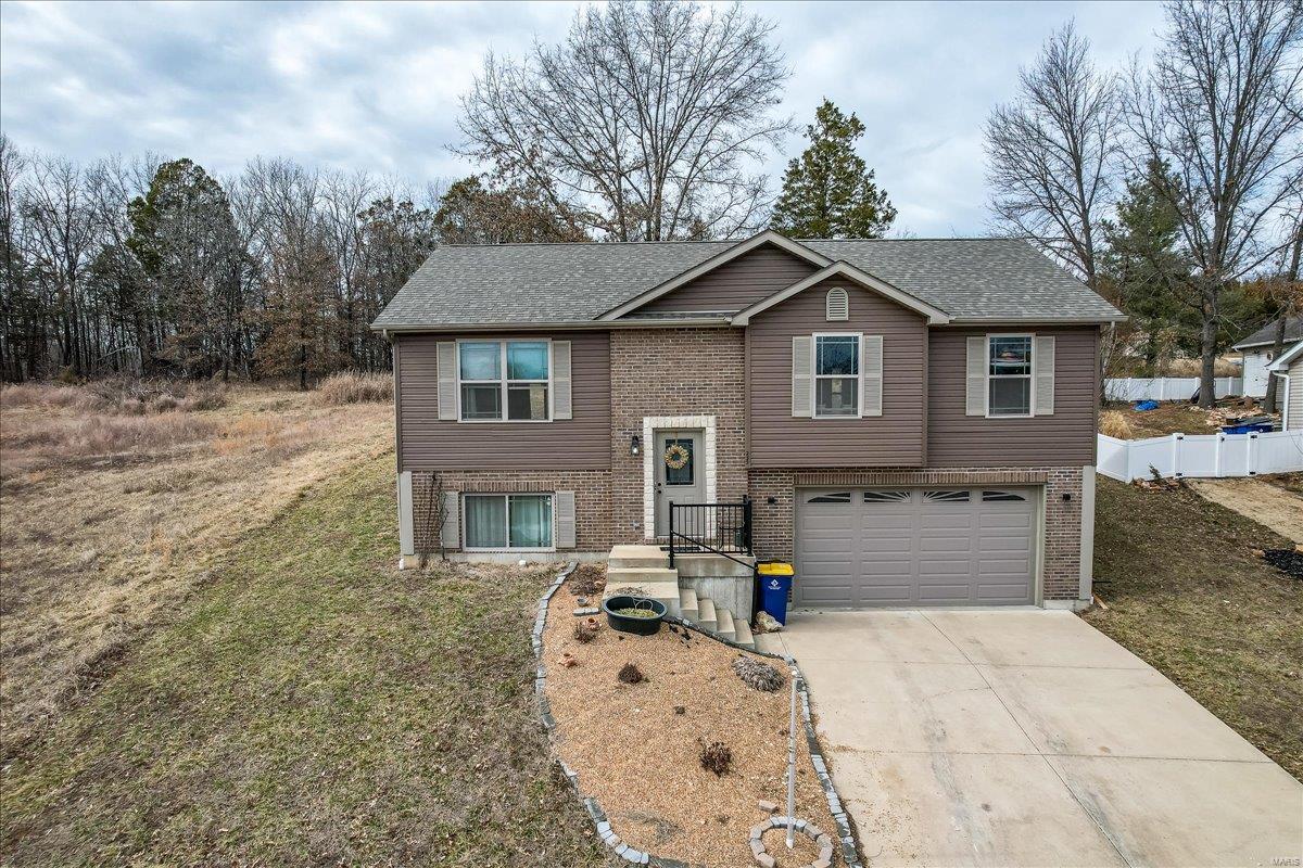 235 S Ridge Court Property Photo