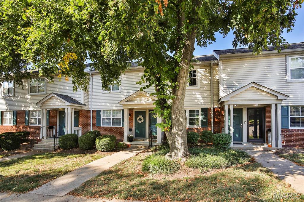 1405 Peacock Lane
