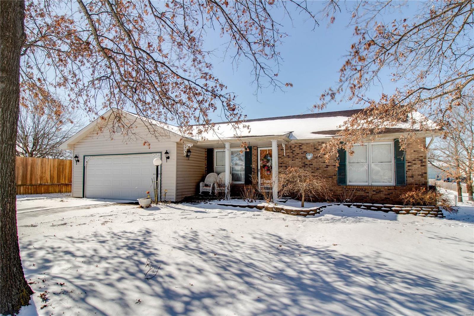 2 Fernwood Court Property Photo