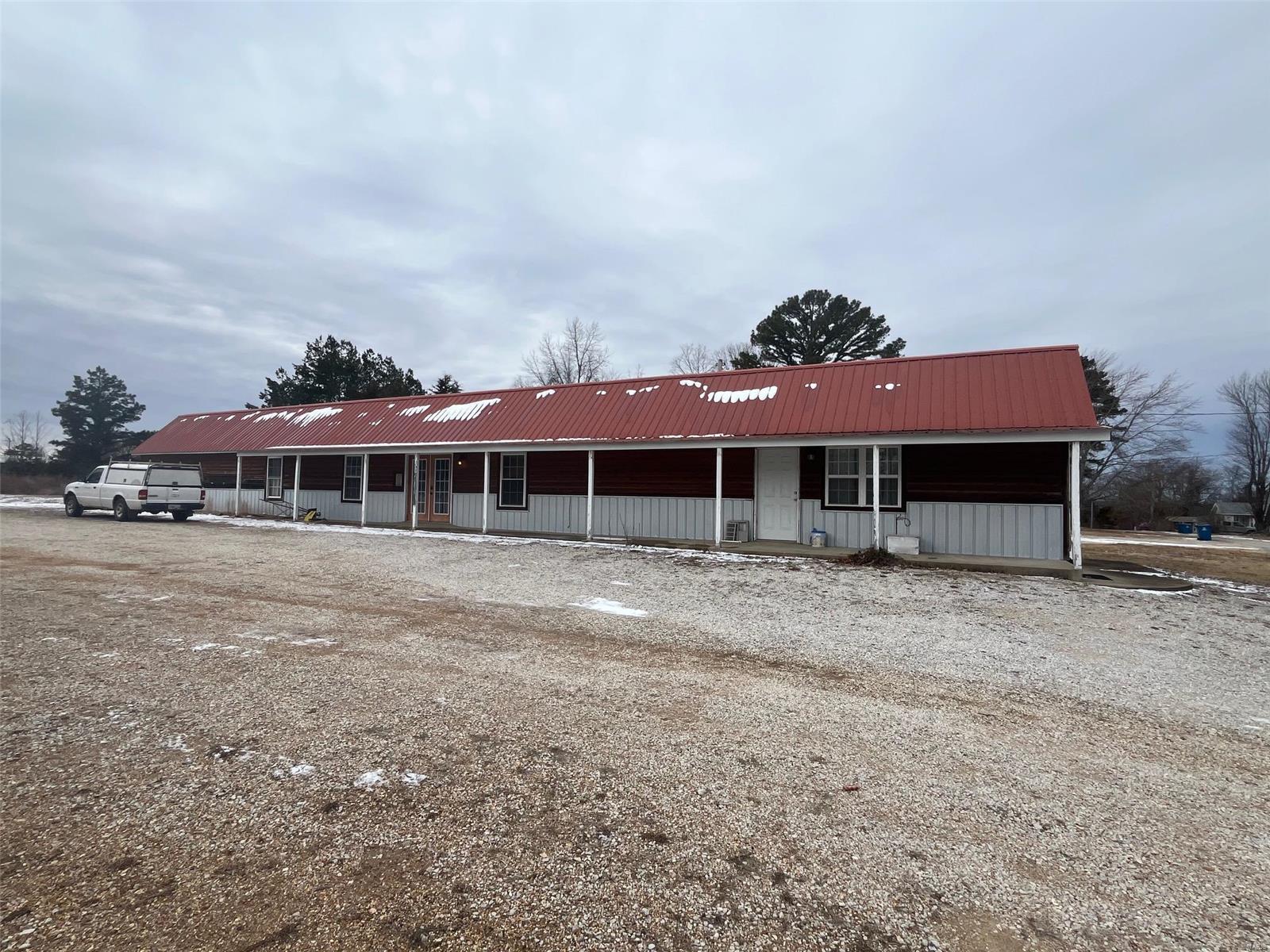 11 N. Hwy Y Property Photo