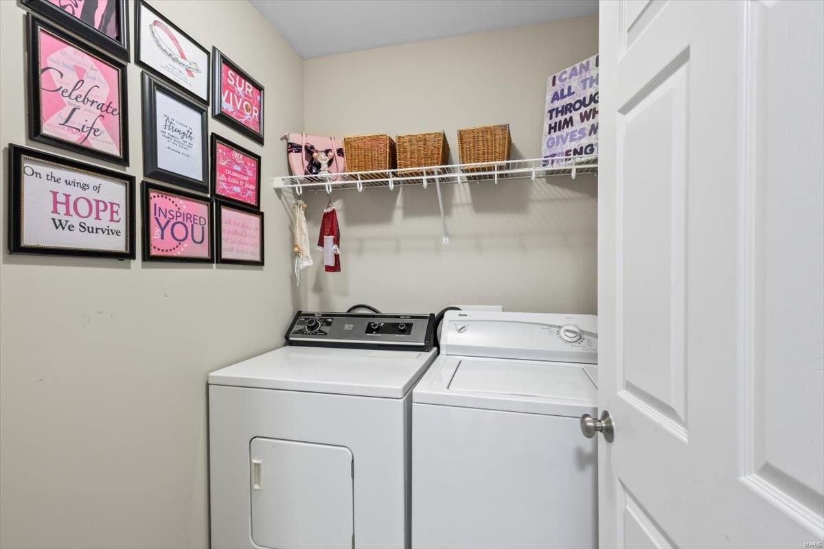 437 Caleb Place Property Photo 28