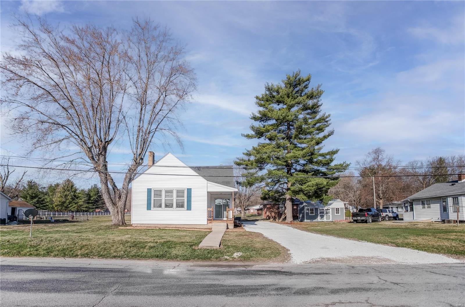 706 Park Street Property Photo