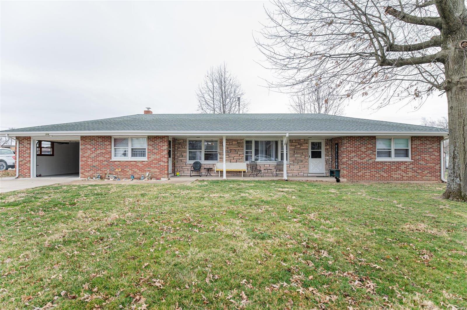 309 S Apple Avenue Property Photo