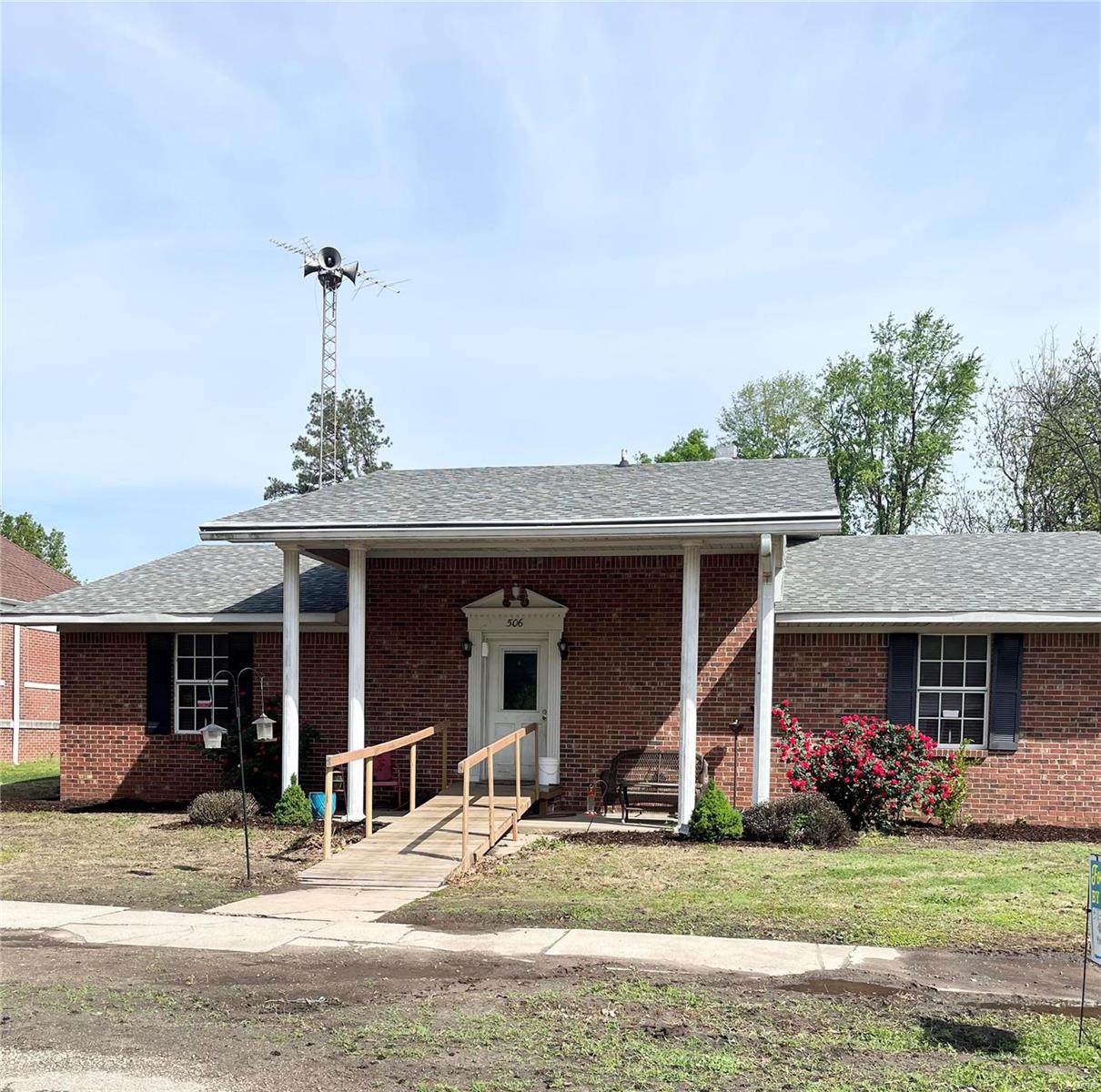 506 Bessie Property Photo