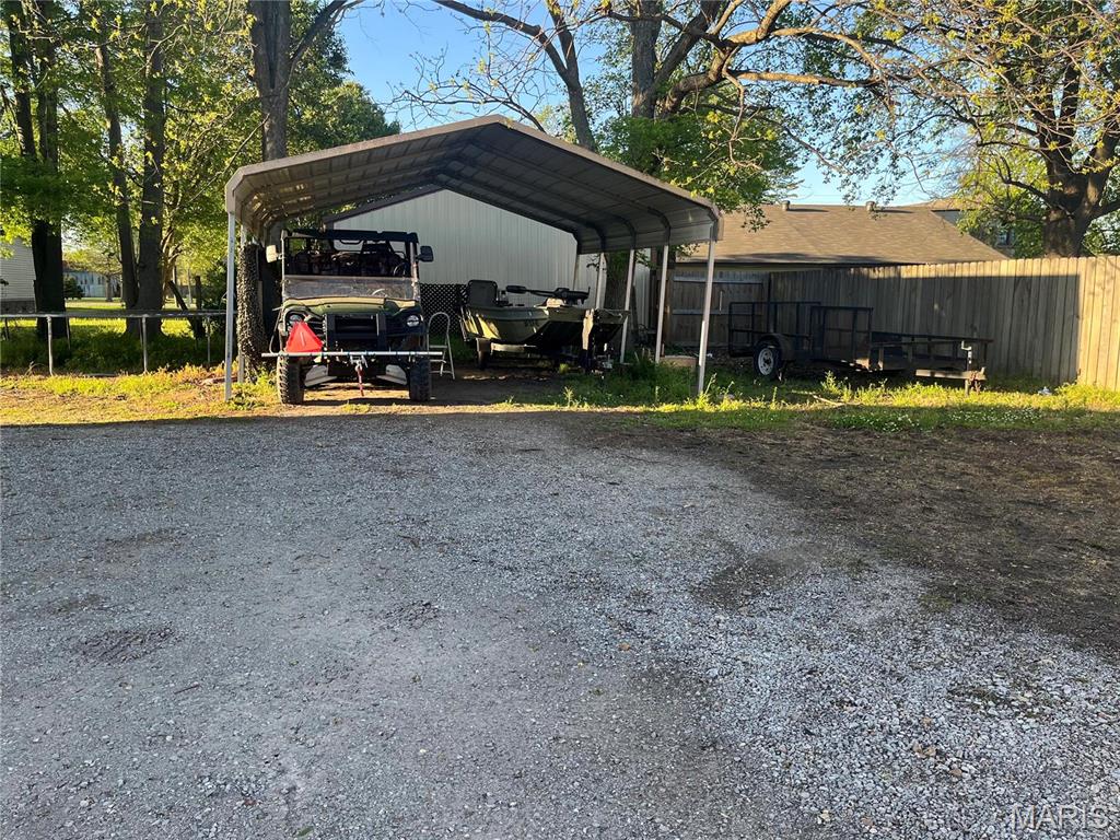 506 Bessie Property Photo 10