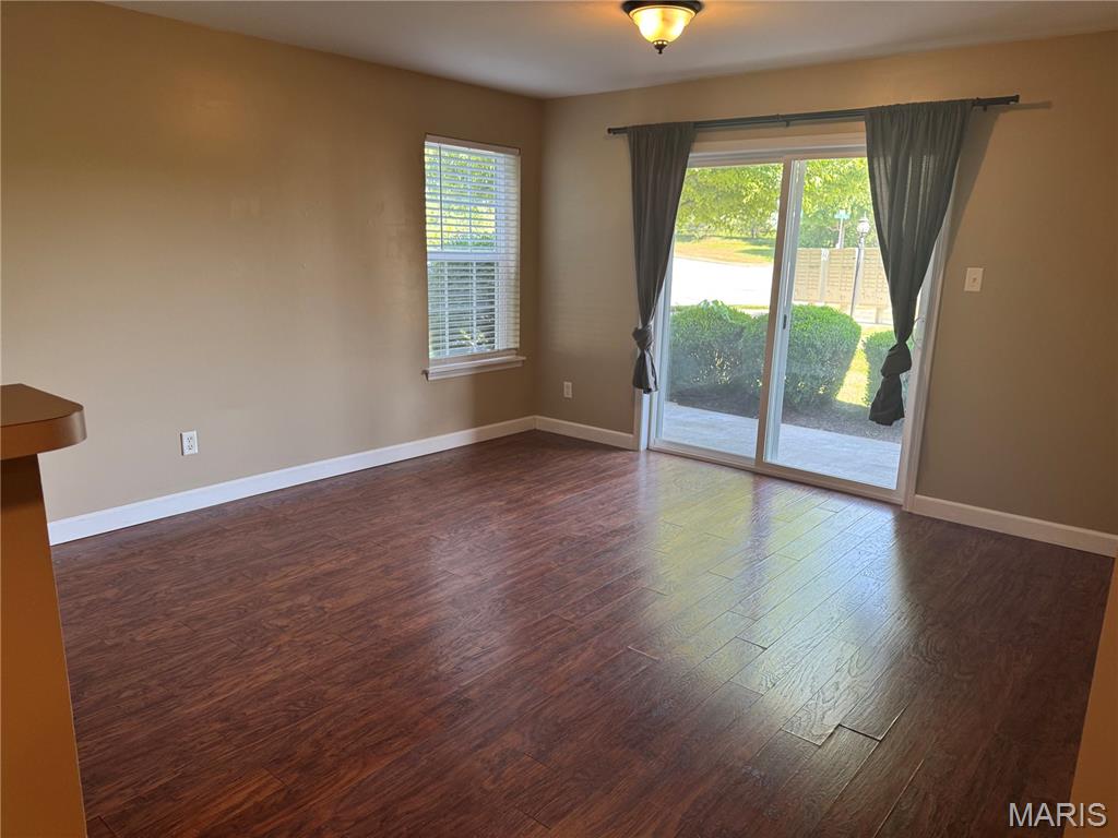 1100 Spring Creek Lane Property Photo 3