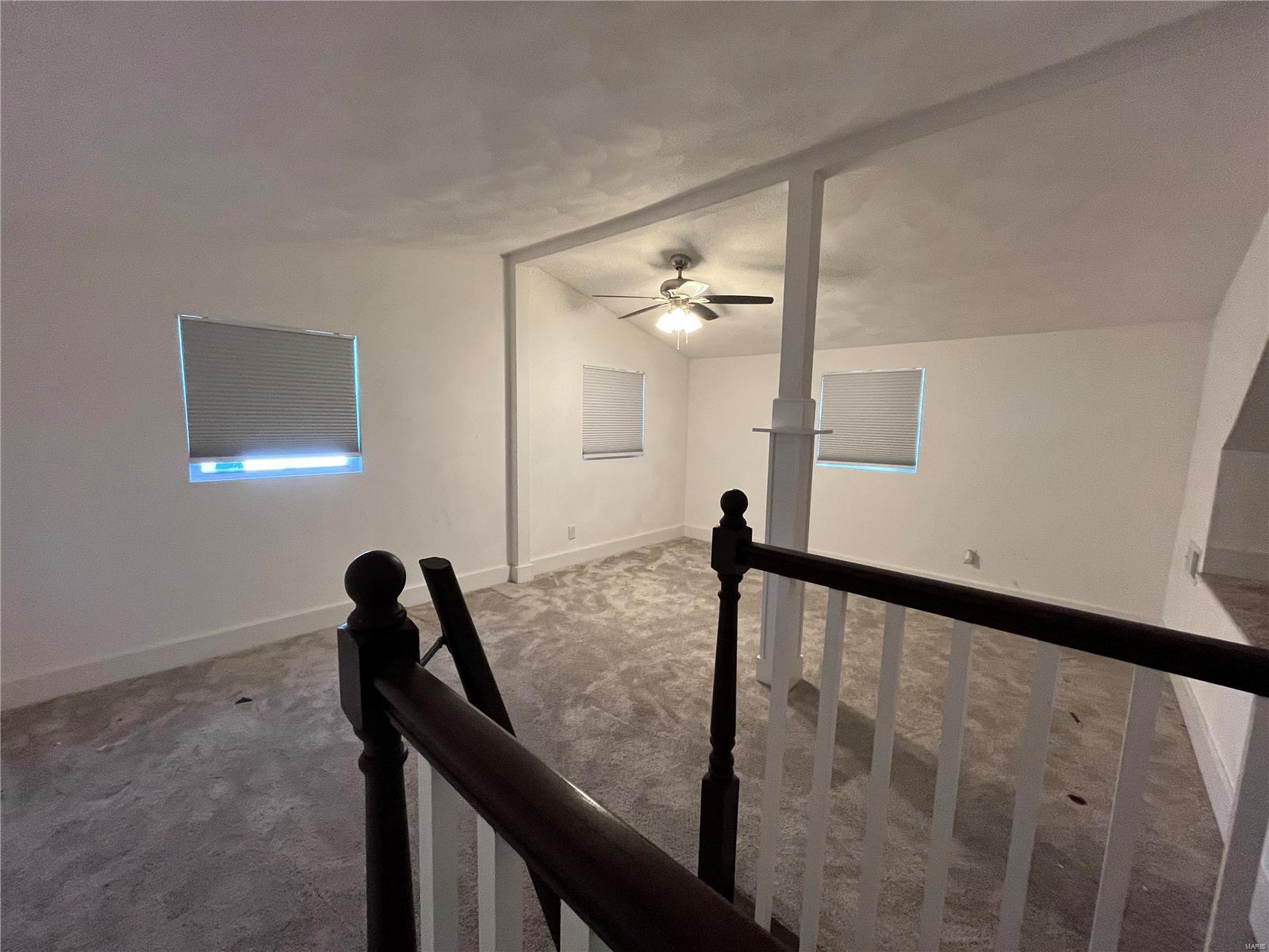 202 E Jefferson Street Property Photo 8