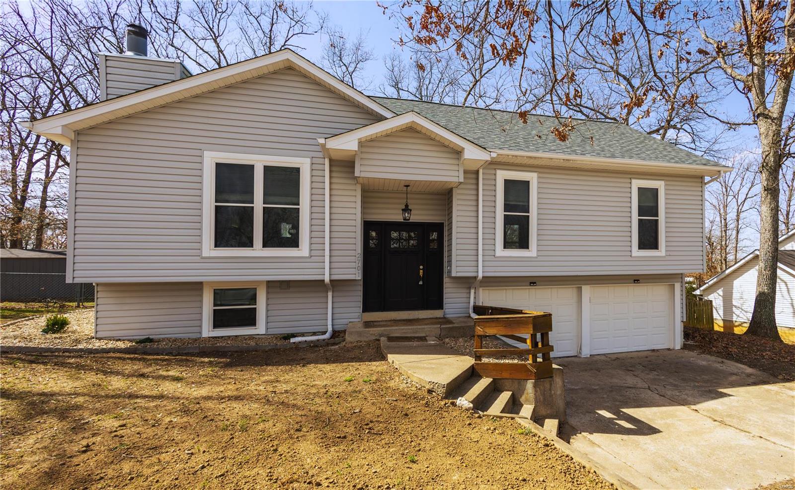 2701 Shady Oaks Drive Property Photo