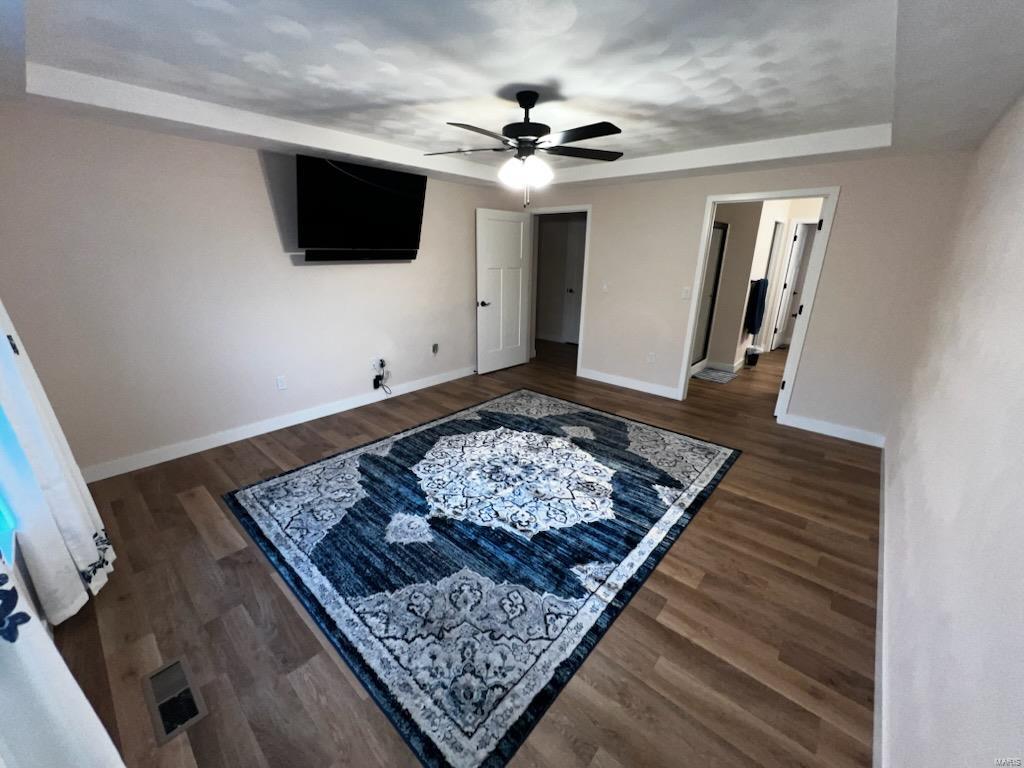948 Half Moon Property Photo 13