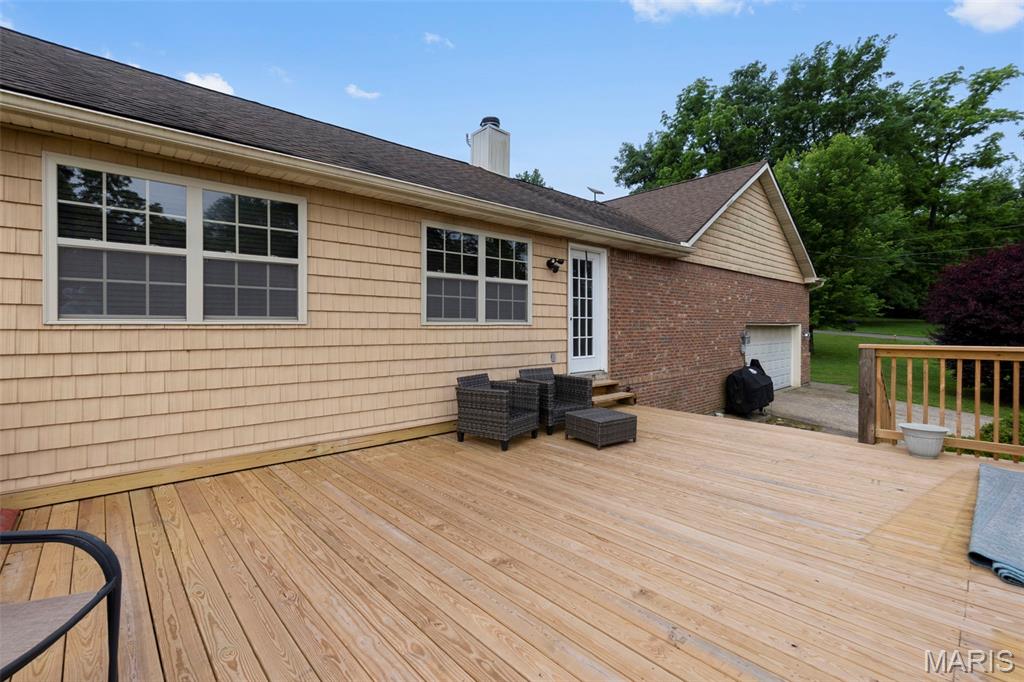 420 Cherokee Drive Property Photo 7