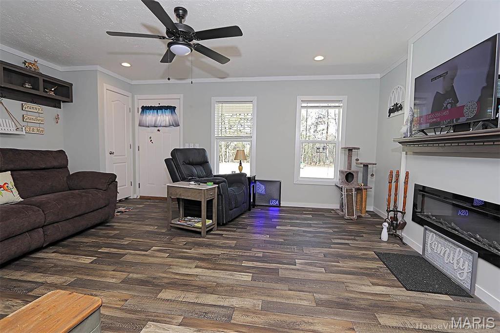 37801 State Highway Hh Property Photo 2