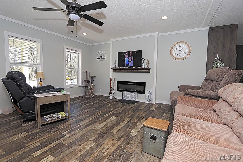 37801 State Highway Hh Property Photo 3