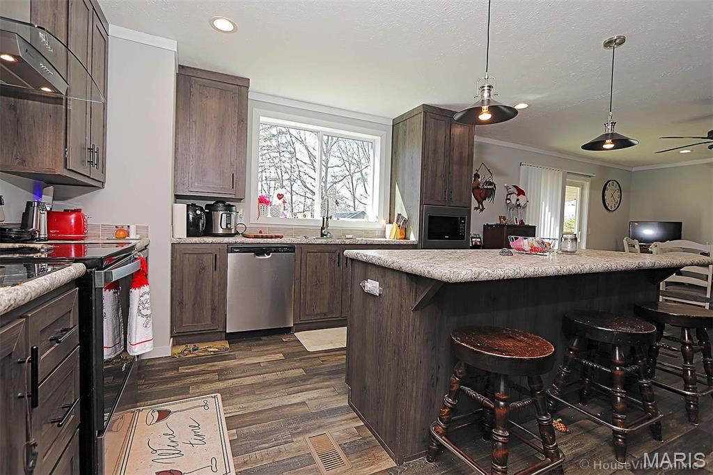 37801 State Highway Hh Property Photo 9