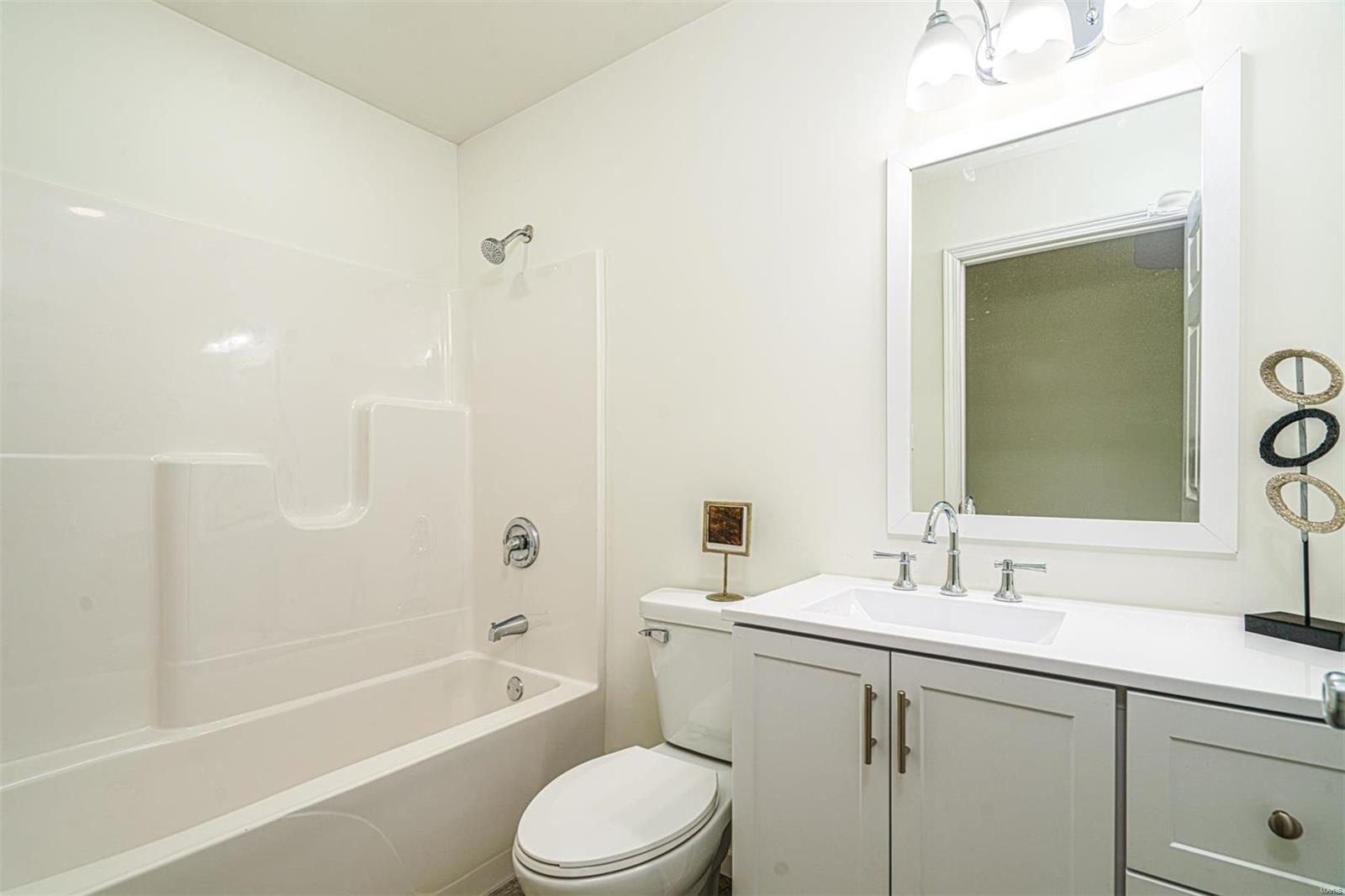 1510 N Mapleshade Road Property Photo 9