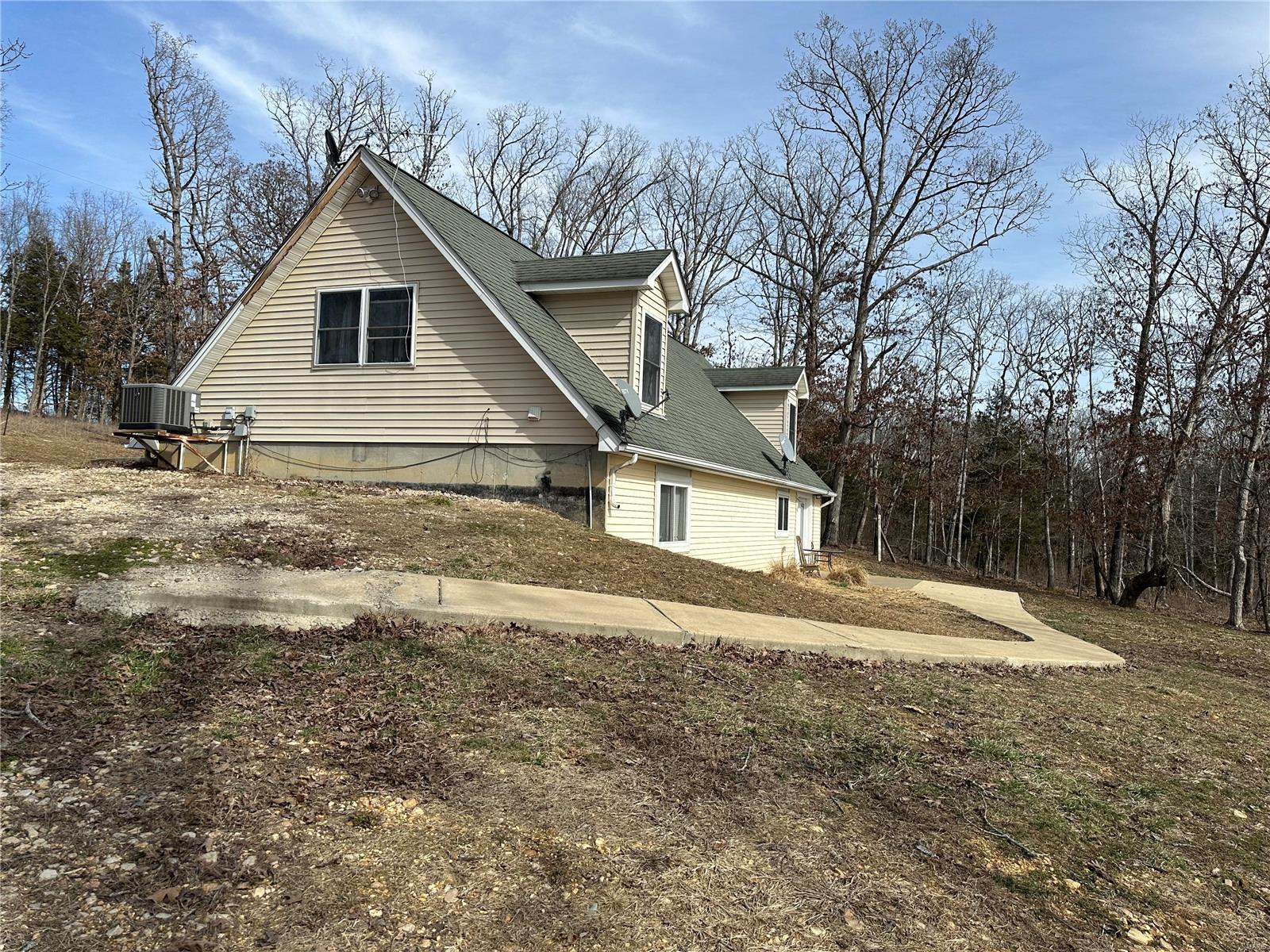 8271 Red Oak Road Property Photo
