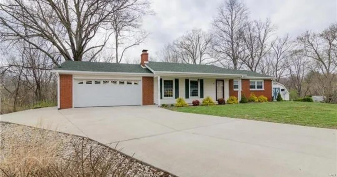 20 Loma Lane Property Photo