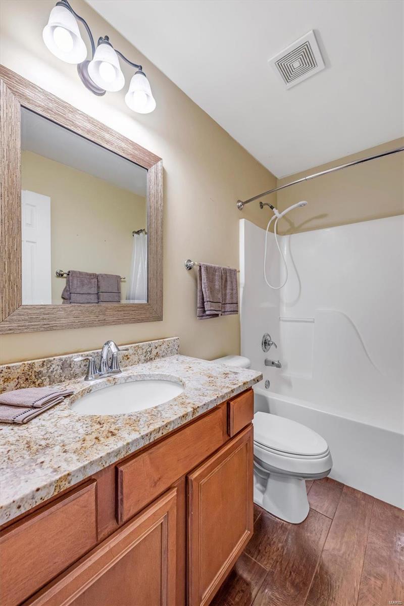 904 Gandolf Way Property Photo 8