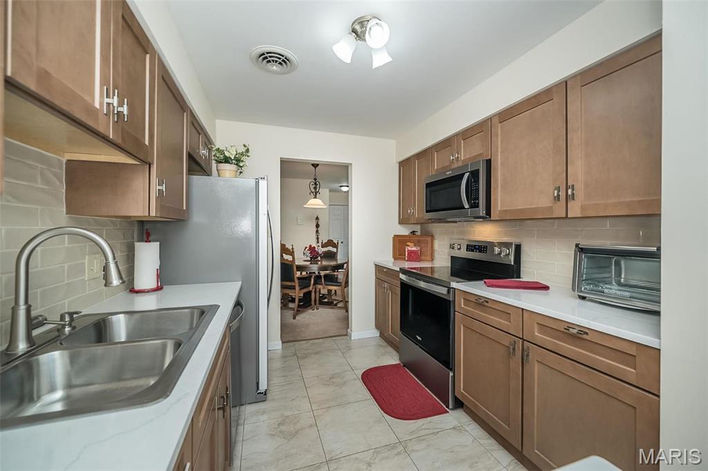 1611 Walpole Drive C Property Photo 15