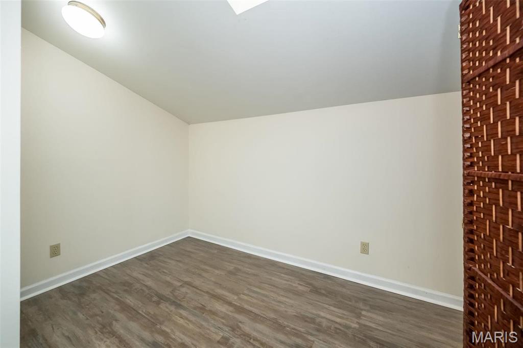 1611 Walpole Drive C Property Photo 28