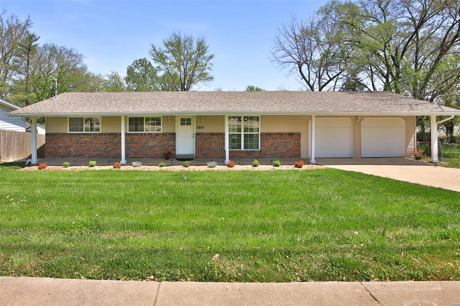 740 Jungs Station Road Property Photo