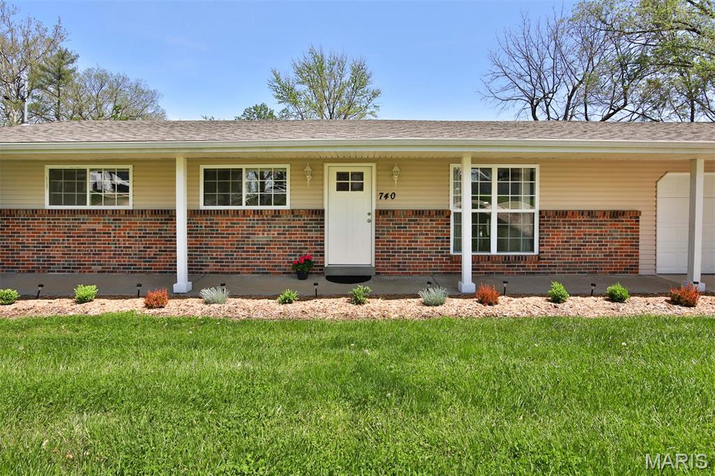 740 Jungs Station Road Property Photo 4