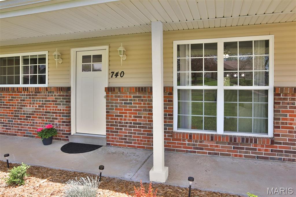 740 Jungs Station Road Property Photo 5