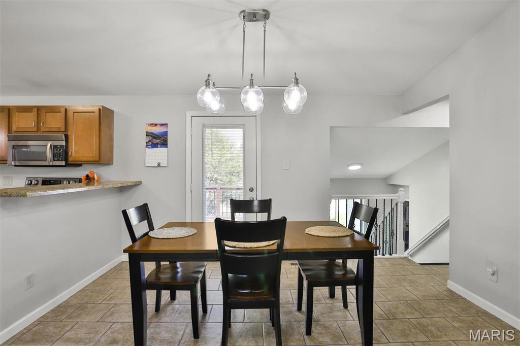 740 Jungs Station Road Property Photo 11
