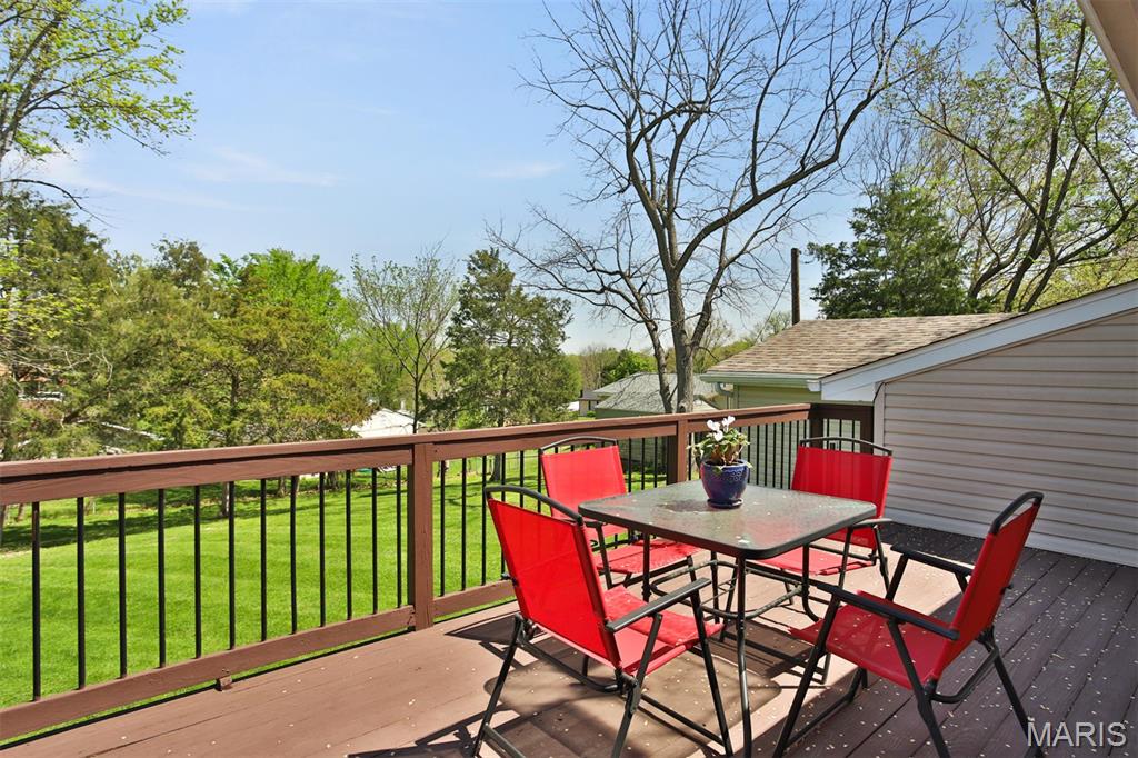 740 Jungs Station Road Property Photo 14