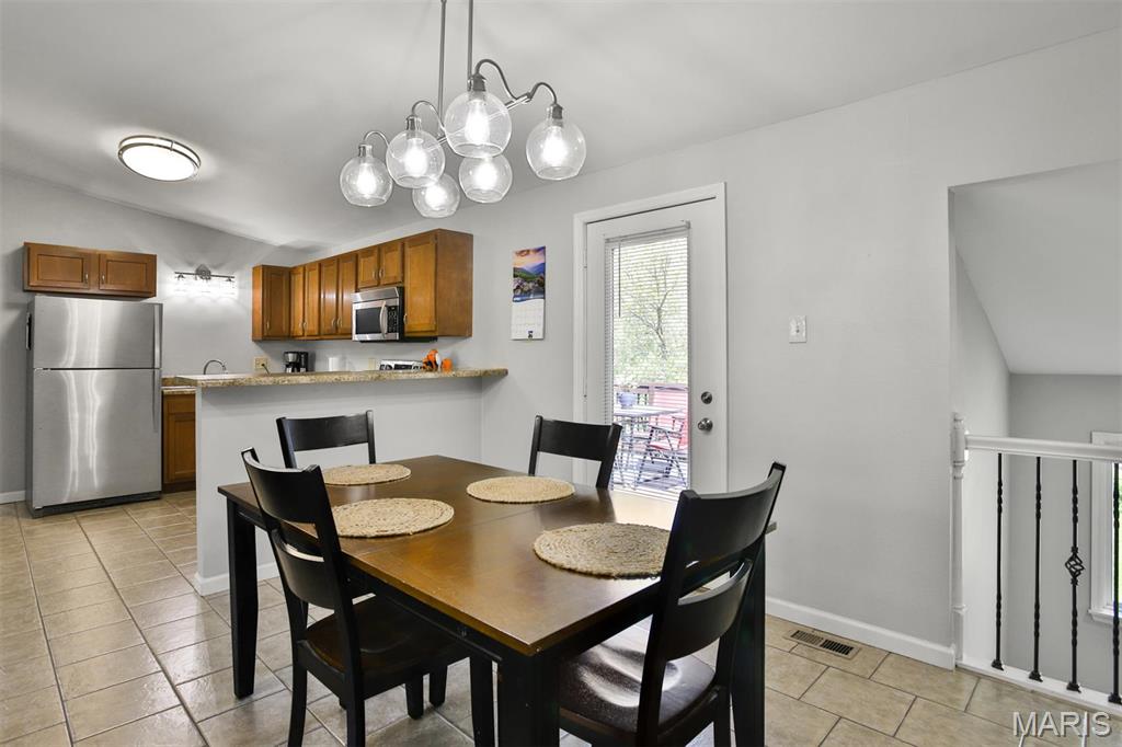 740 Jungs Station Road Property Photo 17