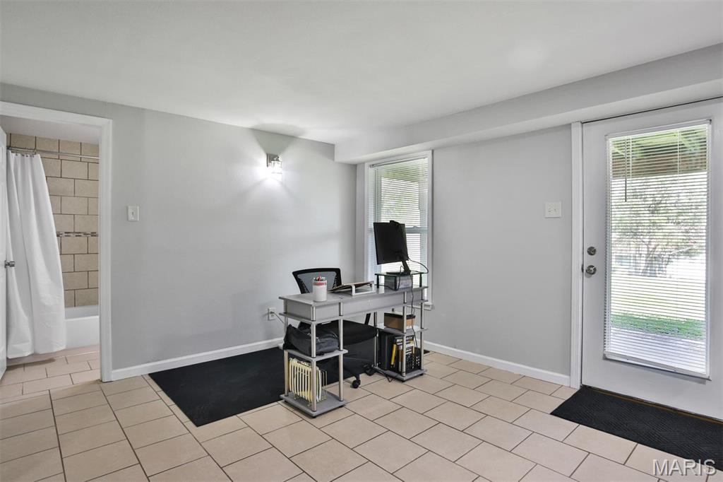 740 Jungs Station Road Property Photo 43