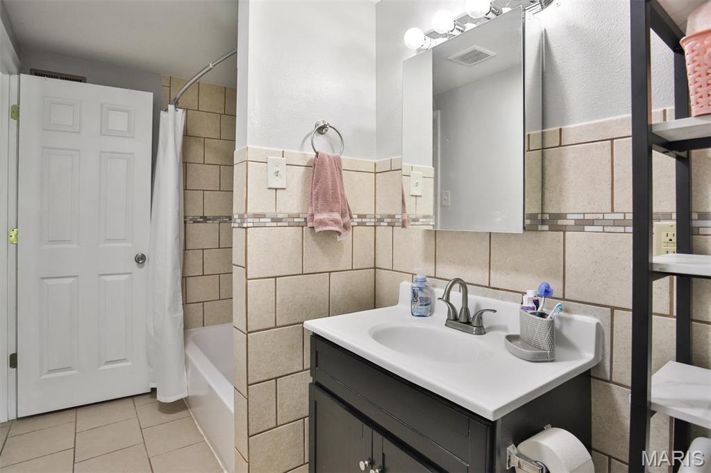 740 Jungs Station Road Property Photo 45