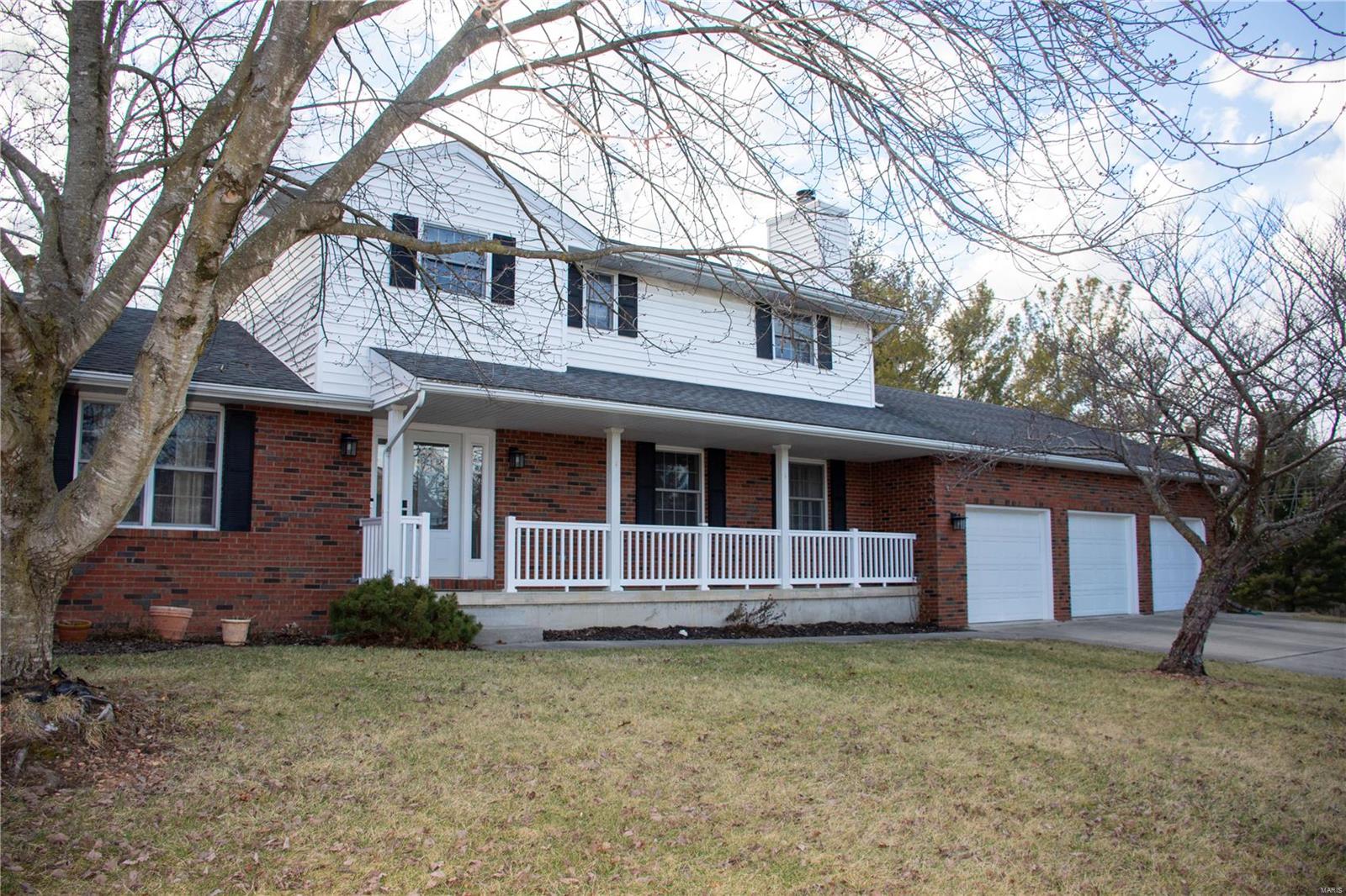 1007 Crestwood Drive Property Photo