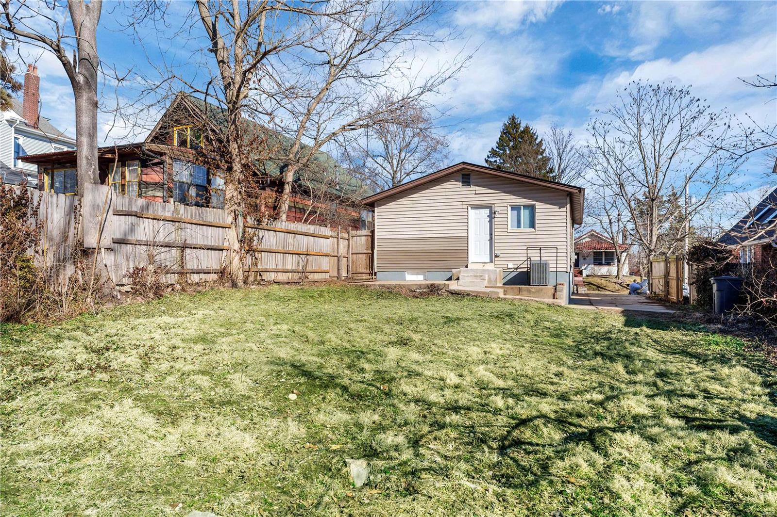 1943 Mccausland Avenue Property Photo 18