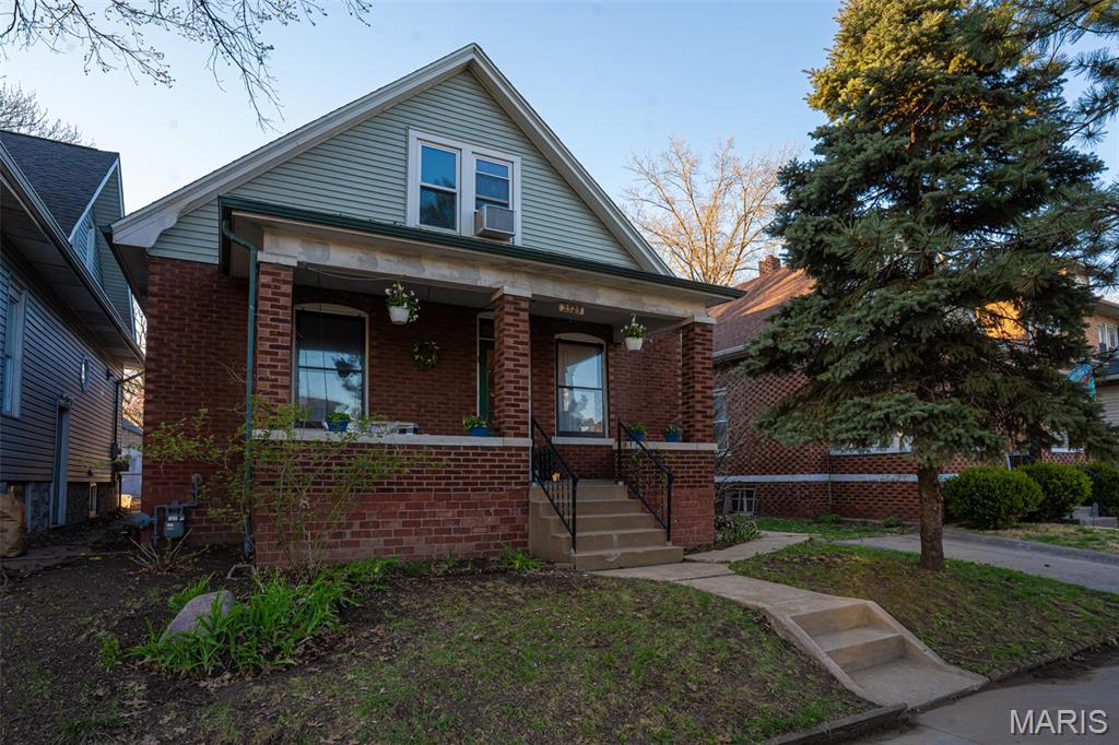 2325 State Street Property Photo 2