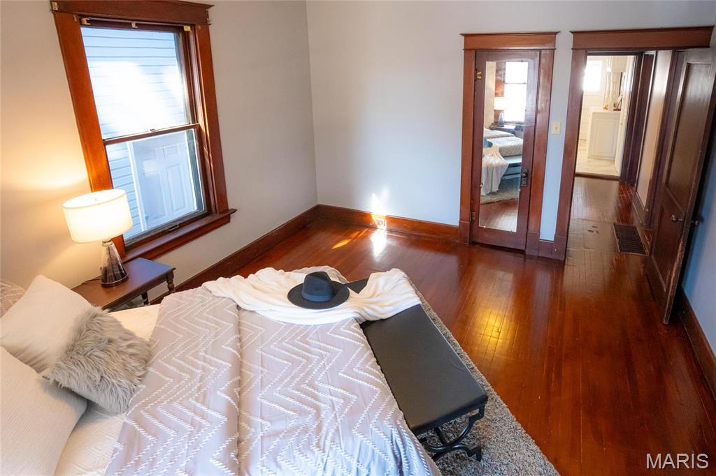 2325 State Street Property Photo 15