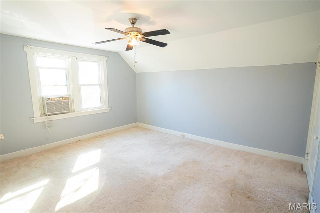 2325 State Street Property Photo 38