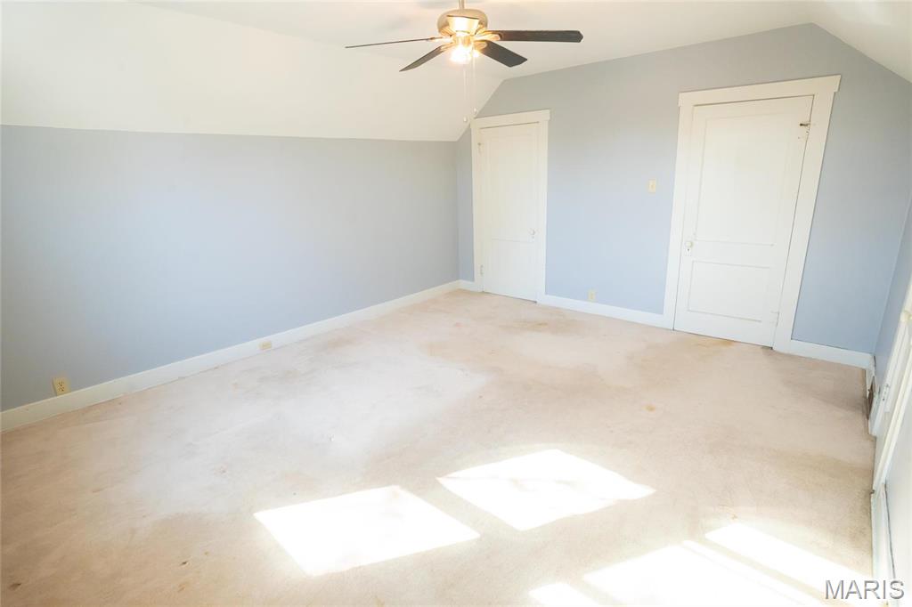 2325 State Street Property Photo 39