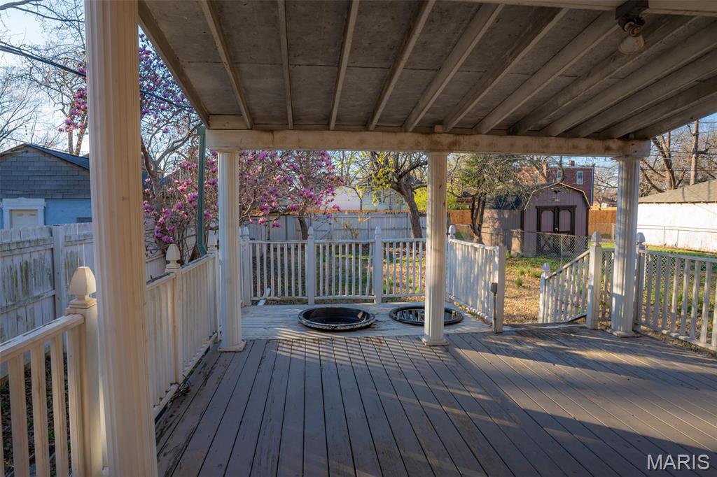 2325 State Street Property Photo 53