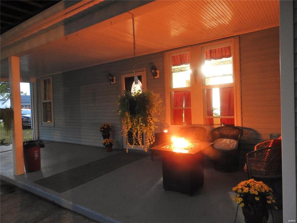 602 E Hargrave Street Property Photo 5