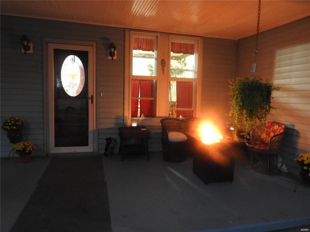 602 E Hargrave Street Property Photo 6