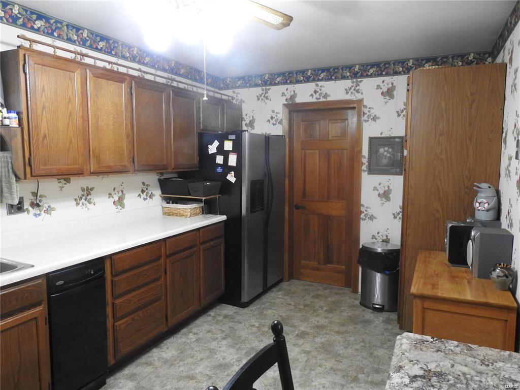 602 E Hargrave Street Property Photo 20