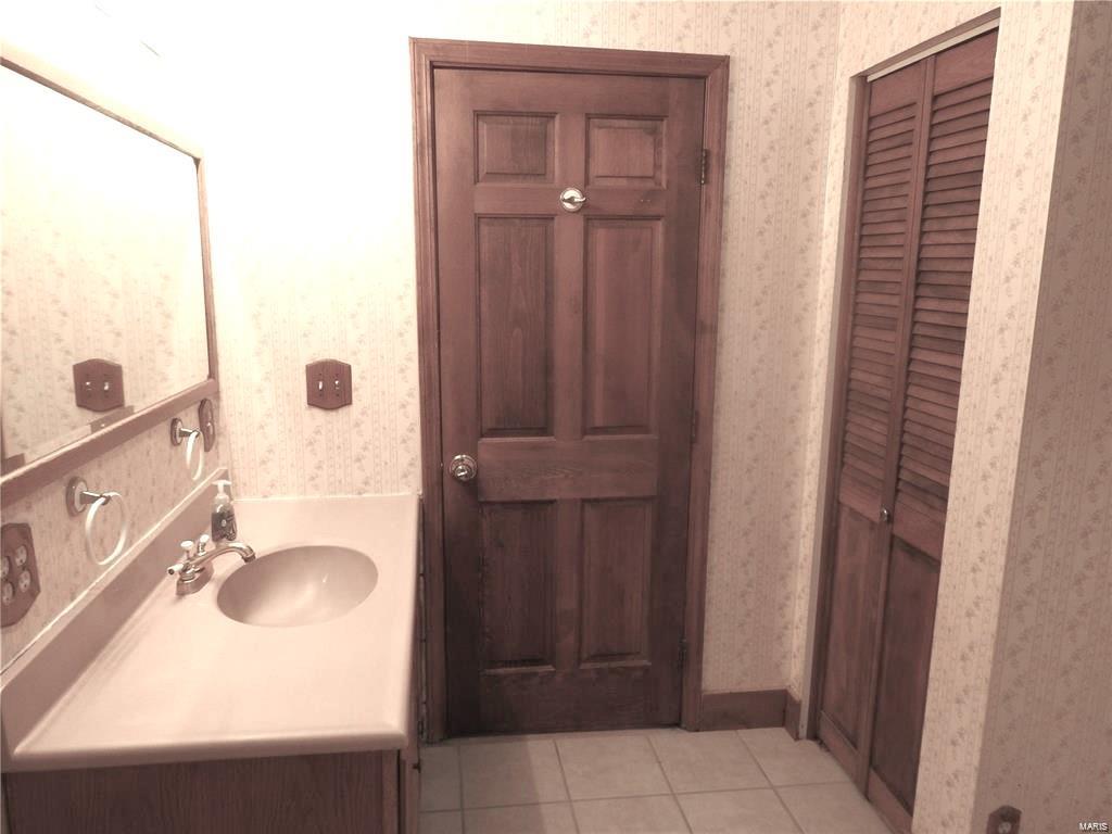 602 E Hargrave Street Property Photo 37