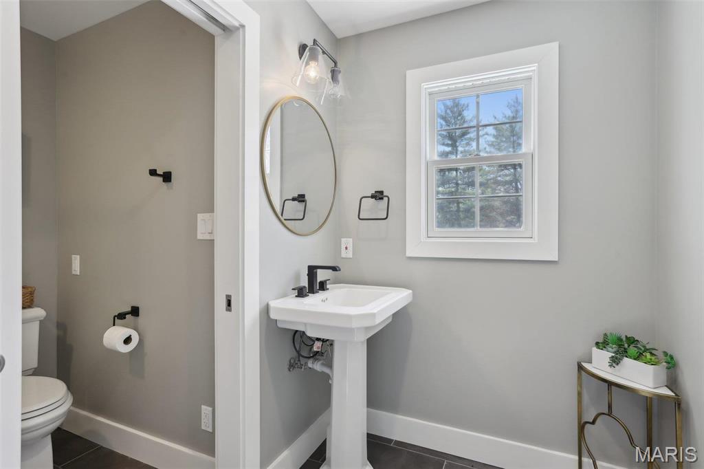 30 Bellerive Country Club Grounds Drive Property Photo 44