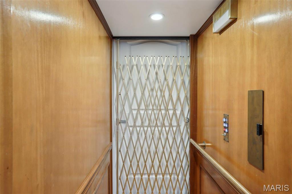 30 Bellerive Country Club Grounds Drive Property Photo 60