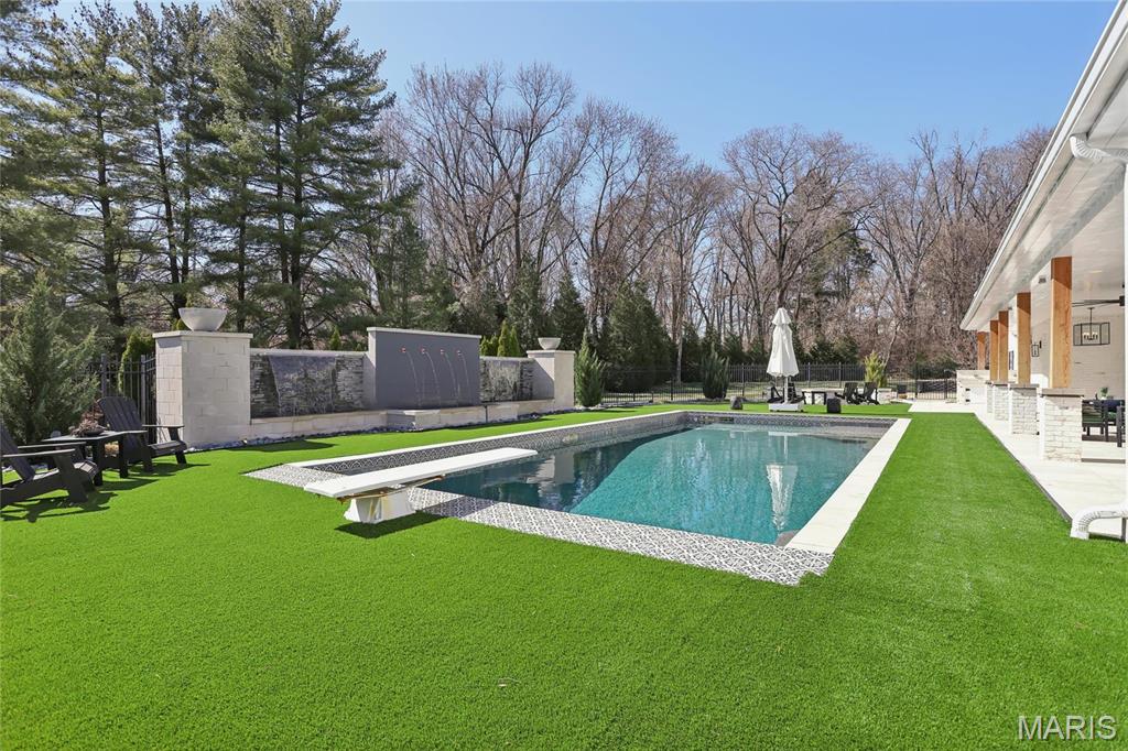 30 Bellerive Country Club Grounds Drive Property Photo 63