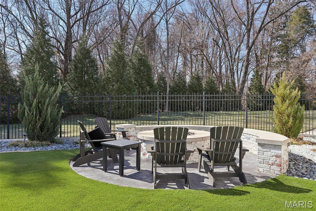 30 Bellerive Country Club Grounds Drive Property Photo 69